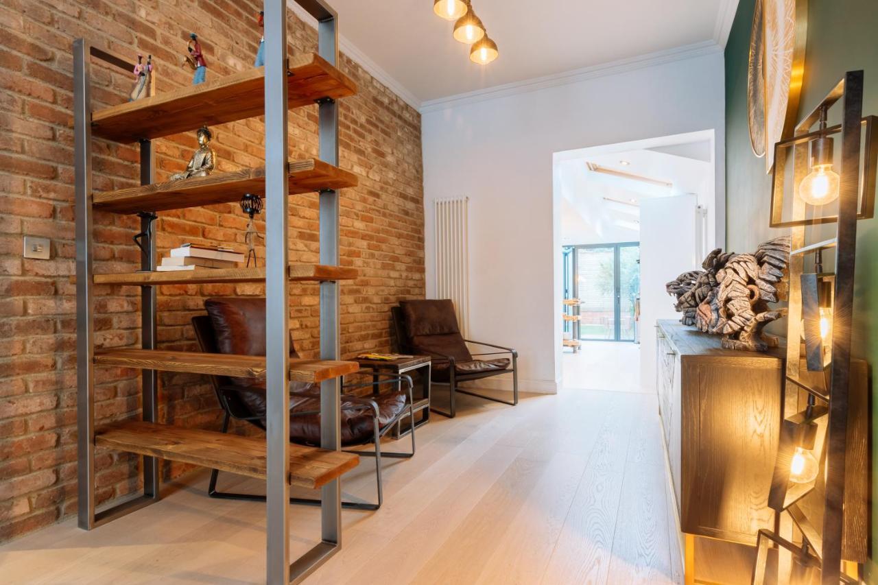 Luxury And Bright Bedrooms In Queens Park 런던 외부 사진