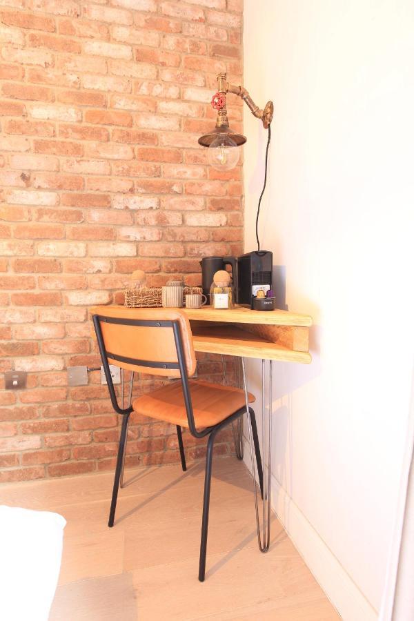 Luxury And Bright Bedrooms In Queens Park 런던 외부 사진